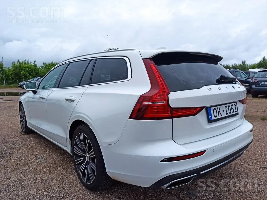 Volvo V60 2019 photo 5