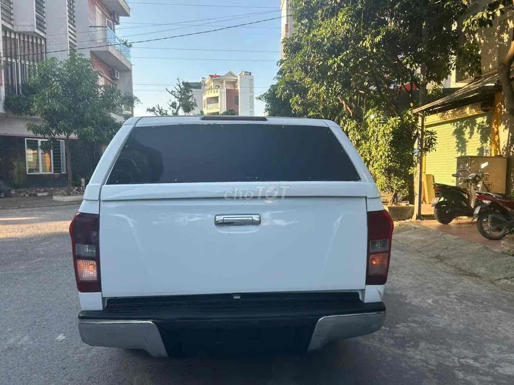 Isuzu D-Max 2014 photo 3