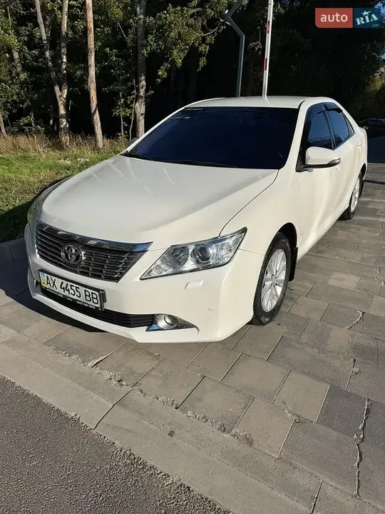 Toyota Camry 2012 photo 2