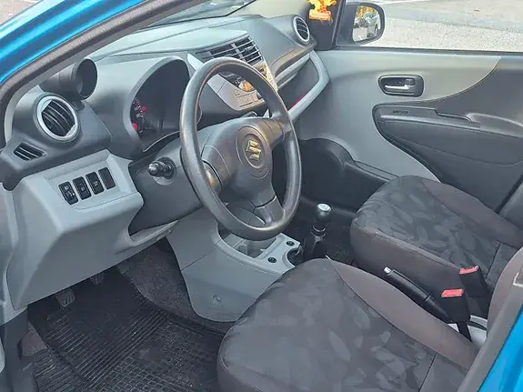 Suzuki Alto 2010 photo 5