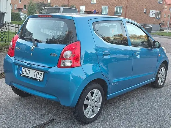 Suzuki Alto 2010 photo 2