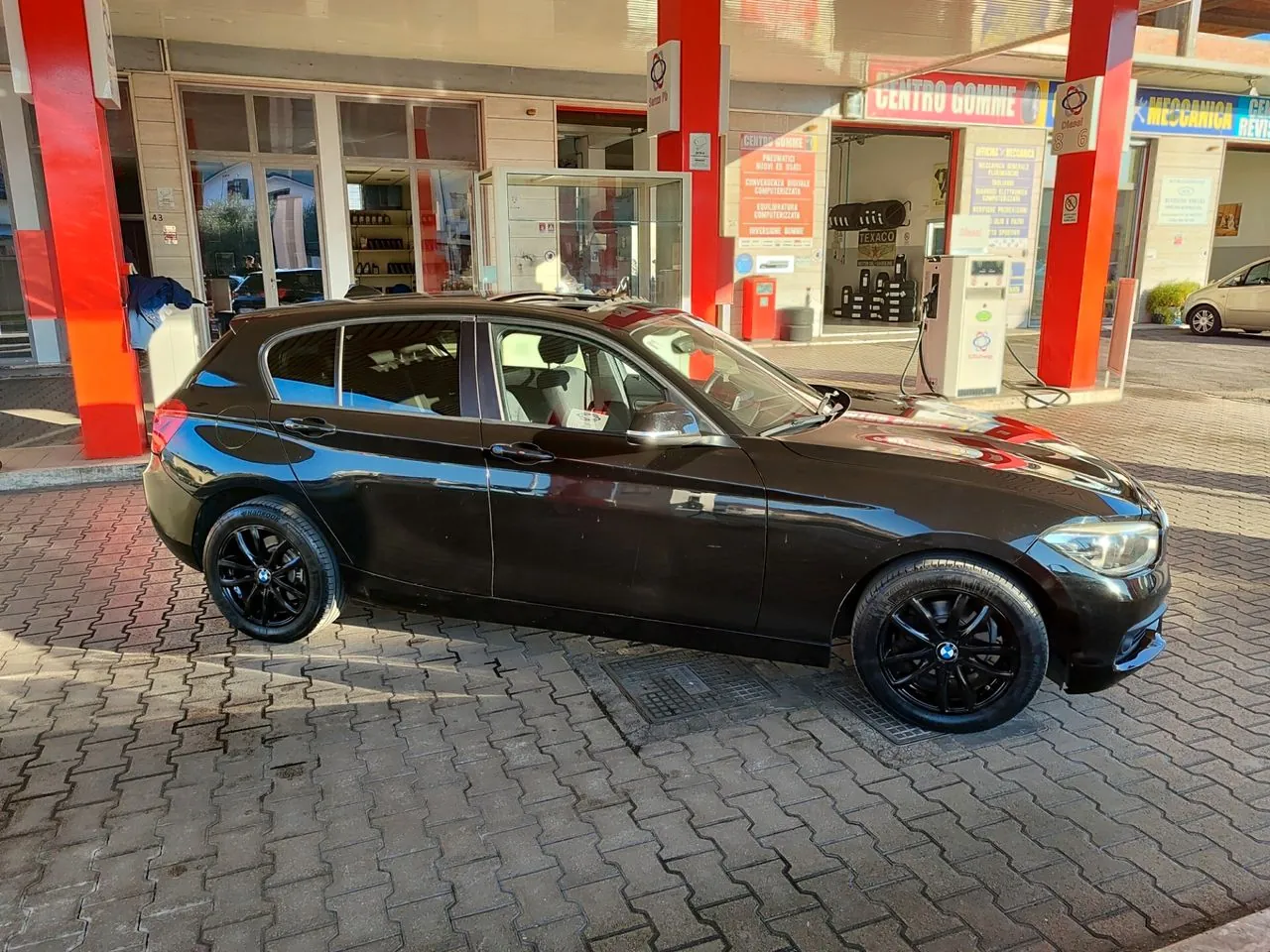 BMW 116I 2015 photo 3