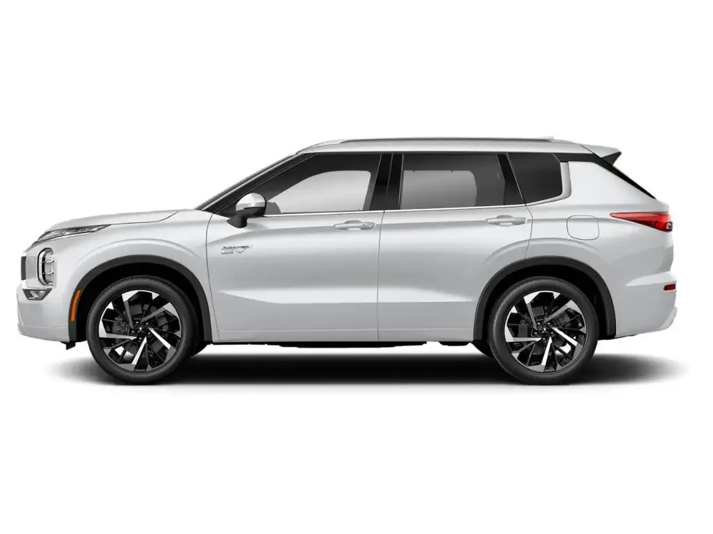 Mitsubishi Outlander 2023 photo 2