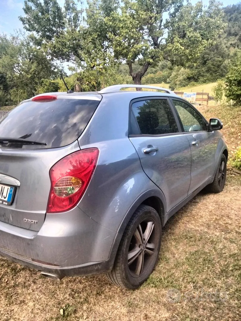 KG Mobility Korando 2011 photo 3
