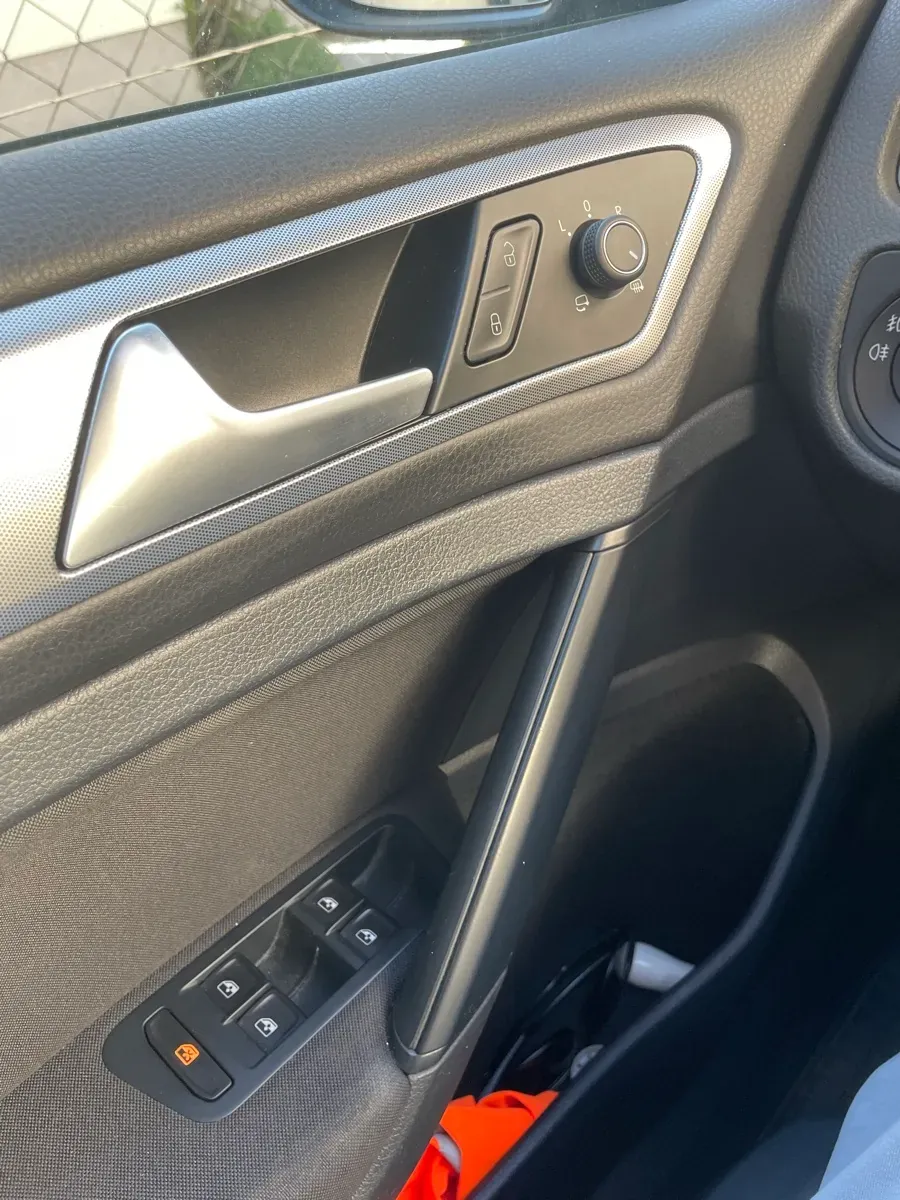 Volkswagen Golf 2018 photo 2