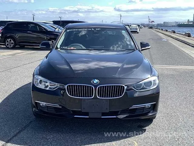 BMW 3 Series 2015 photo 5