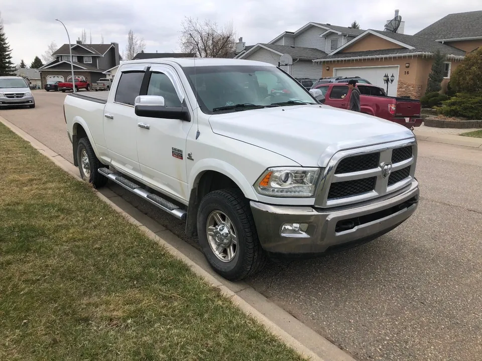 Dodge Ram 2500 2012 photo 3