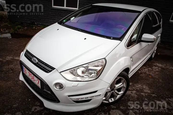 Ford S-Max 2012 photo 2