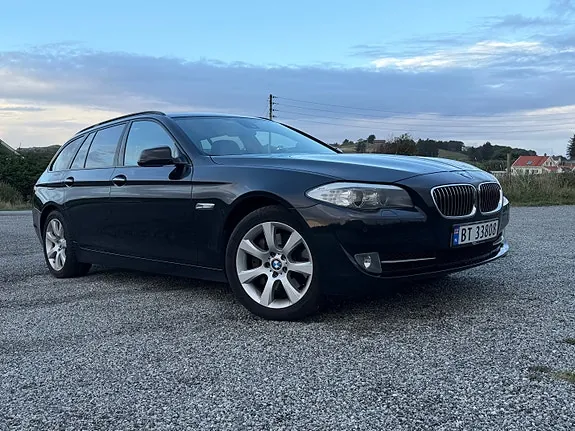 BMW 528I 2011 photo 4