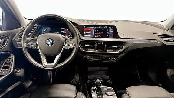 BMW 118I 2020 photo 4