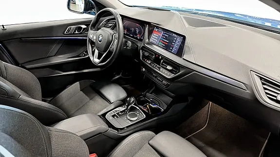 BMW 118I 2020 photo 3