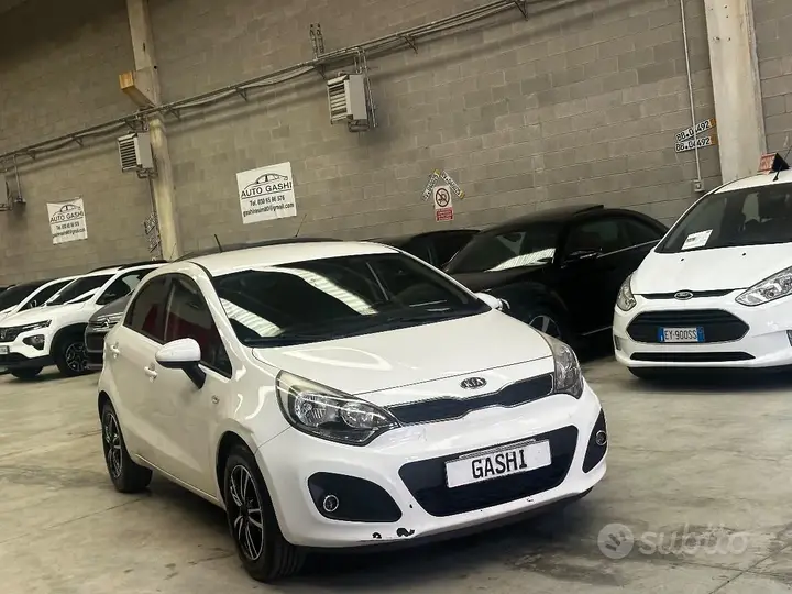 Kia Rio 2012 photo 2