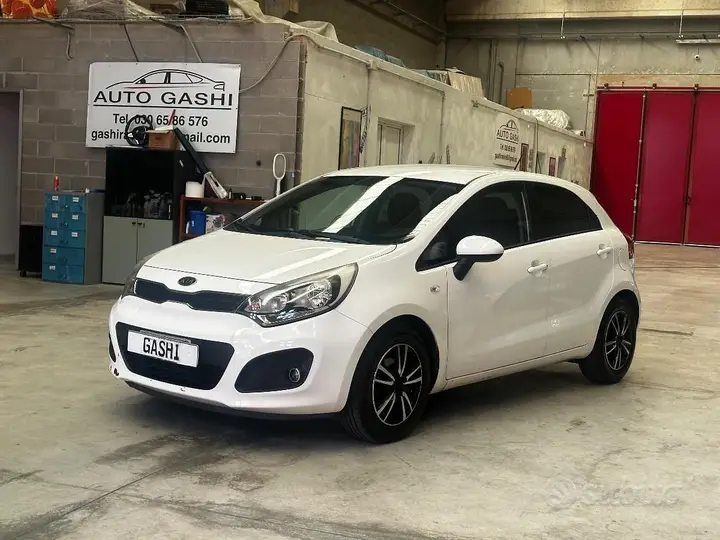 Kia Rio 2012 photo 3