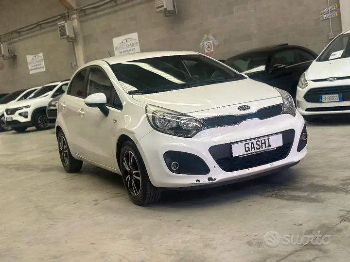 Kia Rio 2012 photo 5