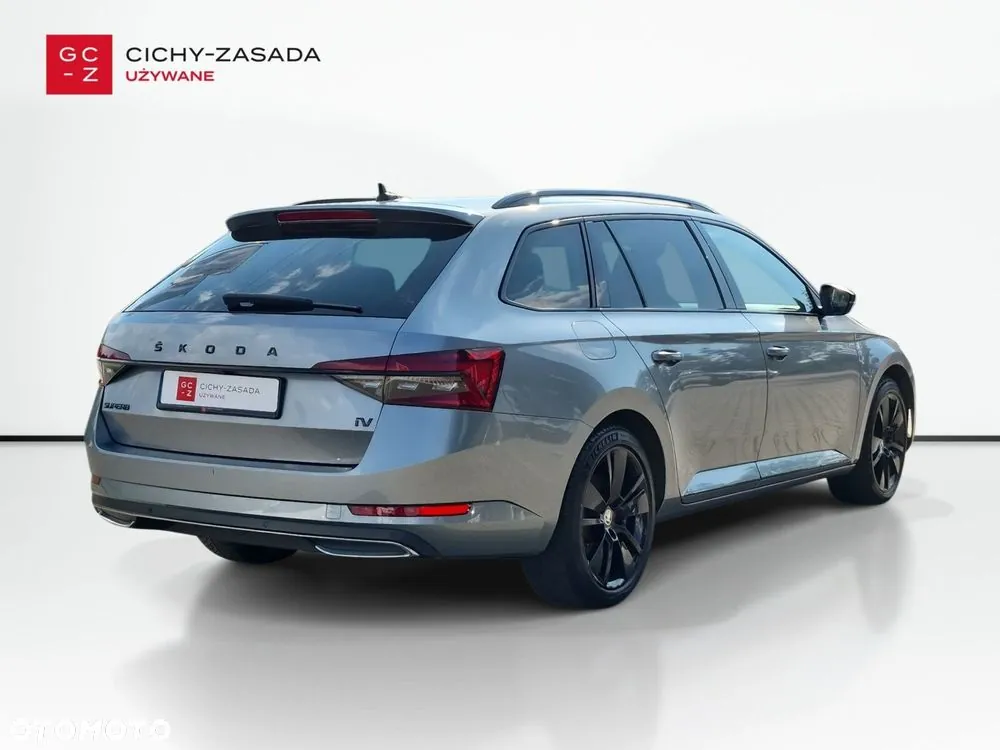 Skoda Superb 2021 photo 5