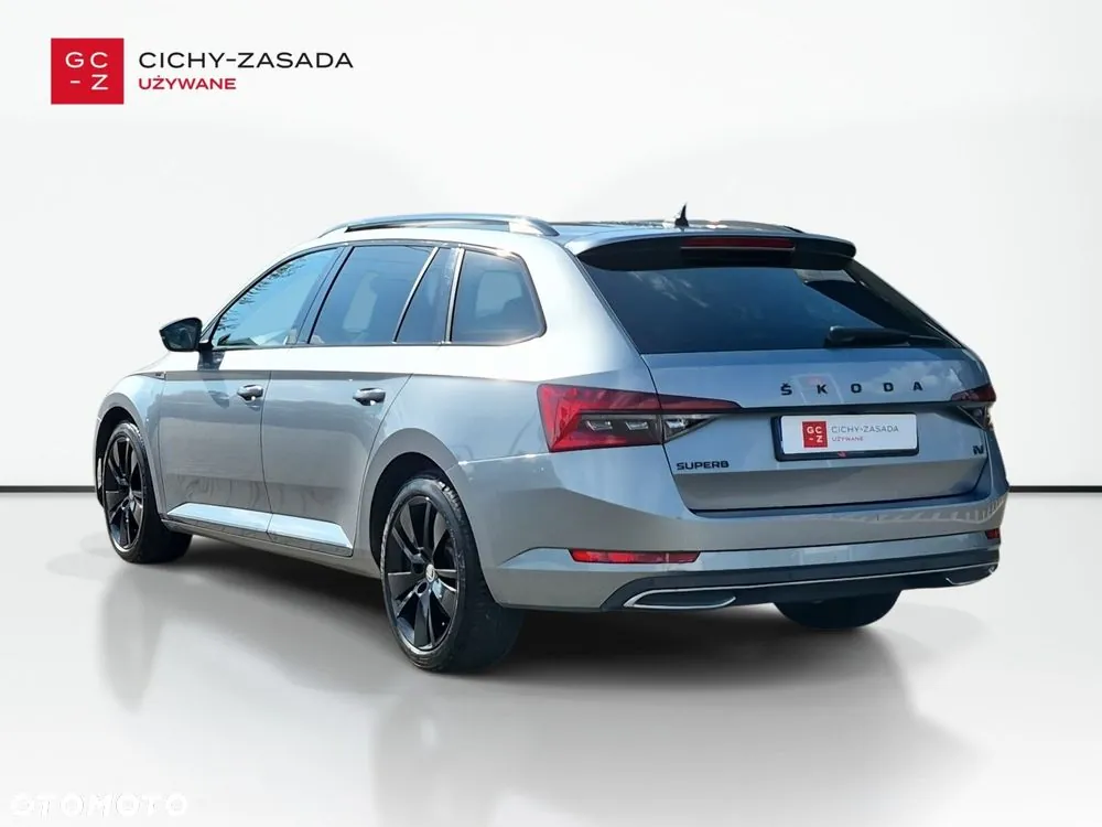 Skoda Superb 2021 photo 3