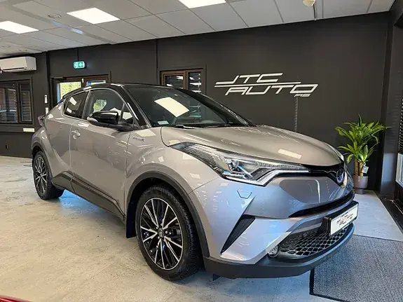 Toyota C-Hr 2017 photo 2