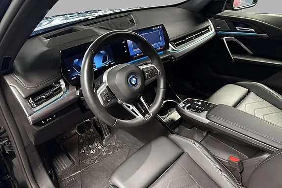 BMW Ix1 2026 photo 5