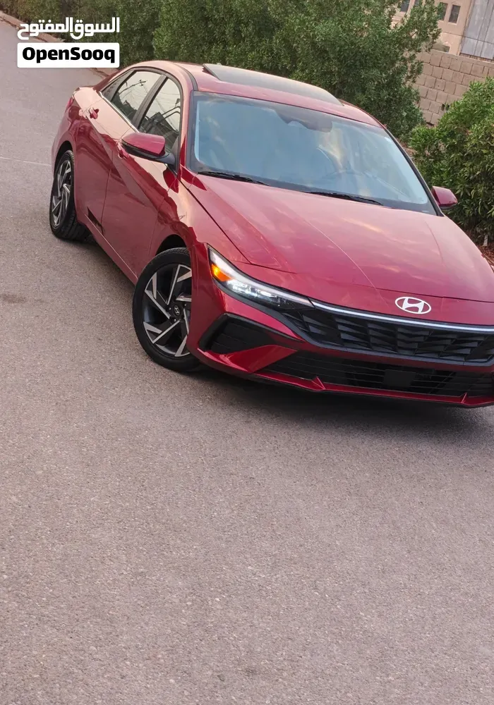 Hyundai Elantra 2025 photo 4