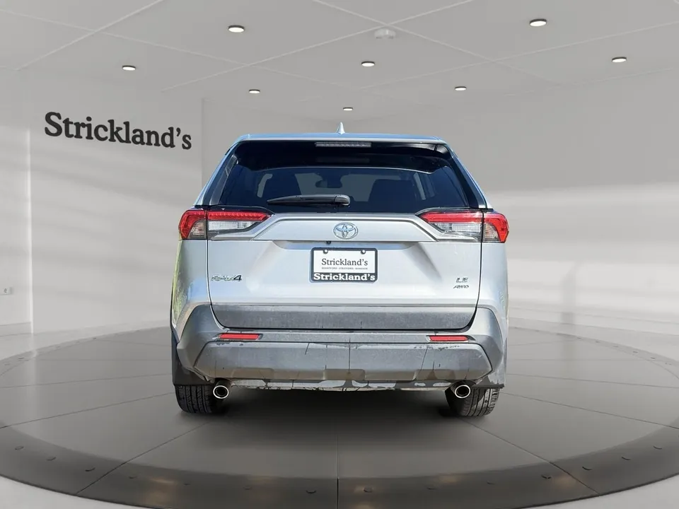 Toyota Rav4 2025 photo 3