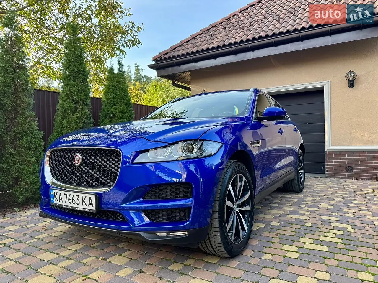 Jaguar F-Pace 2017 photo 5