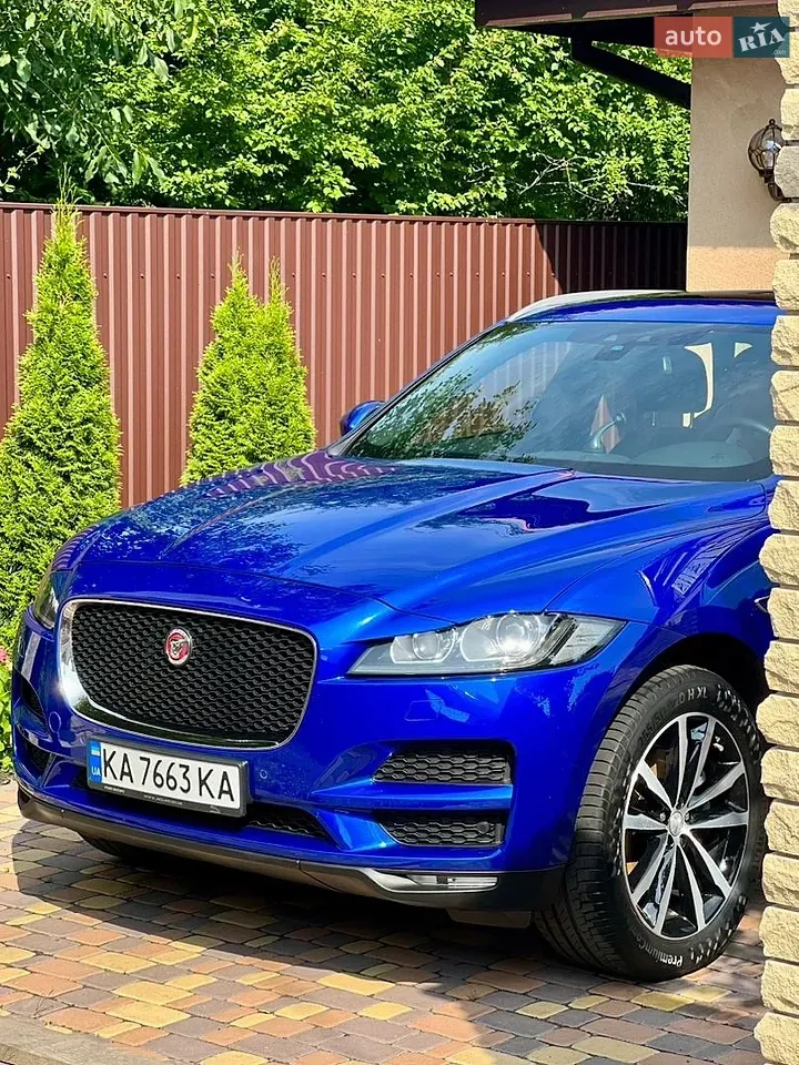 Jaguar F-Pace 2017 photo 2