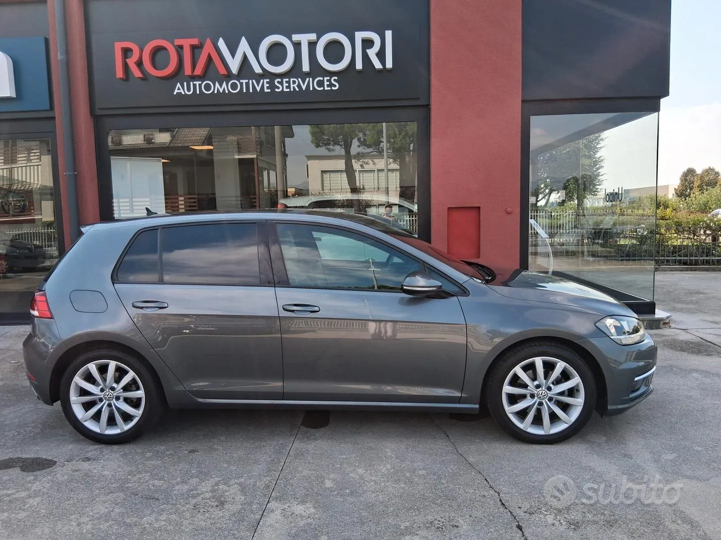 Volkswagen Golf 2017 photo 2
