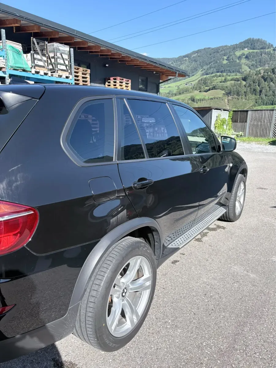 BMW X5 2011 photo 3