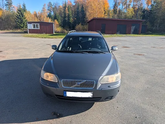Volvo V70 2007 photo 2