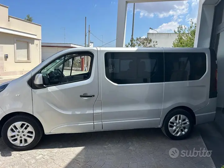 Opel Vivaro 2018 photo 4