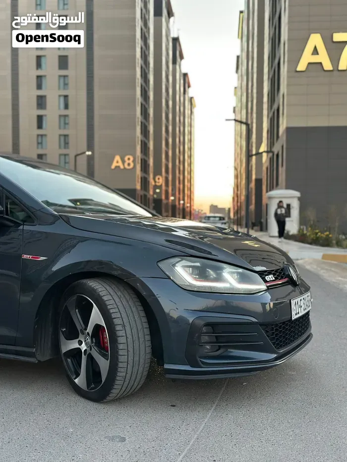 Volkswagen Golf 2019 photo 3