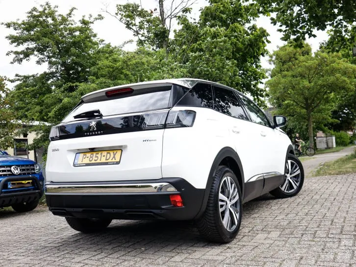 Peugeot 3008 2022 photo 2