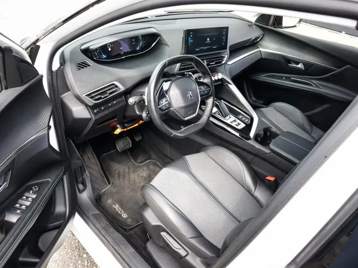 Peugeot 3008 2022 photo 3