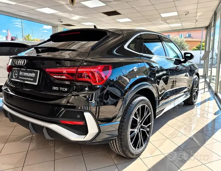 Audi Q3 2022 photo 4