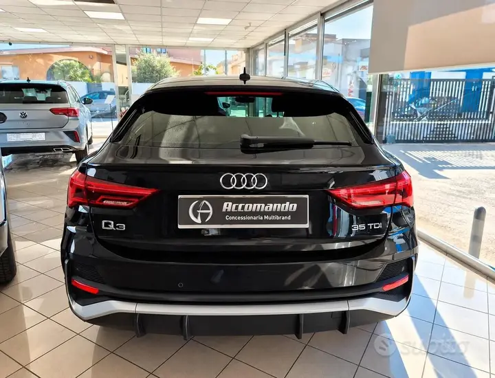 Audi Q3 2022 photo 5