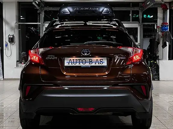 Toyota C-Hr 2017 photo 4