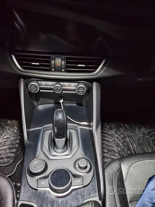 Alfa Romeo Giulia 2020 photo 4