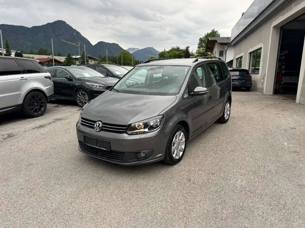 Volkswagen Touran 2015 photo 3