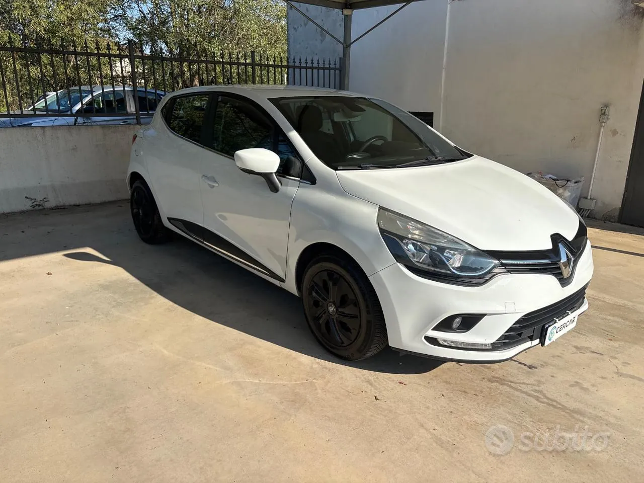 Renault Clio 2017 photo 3