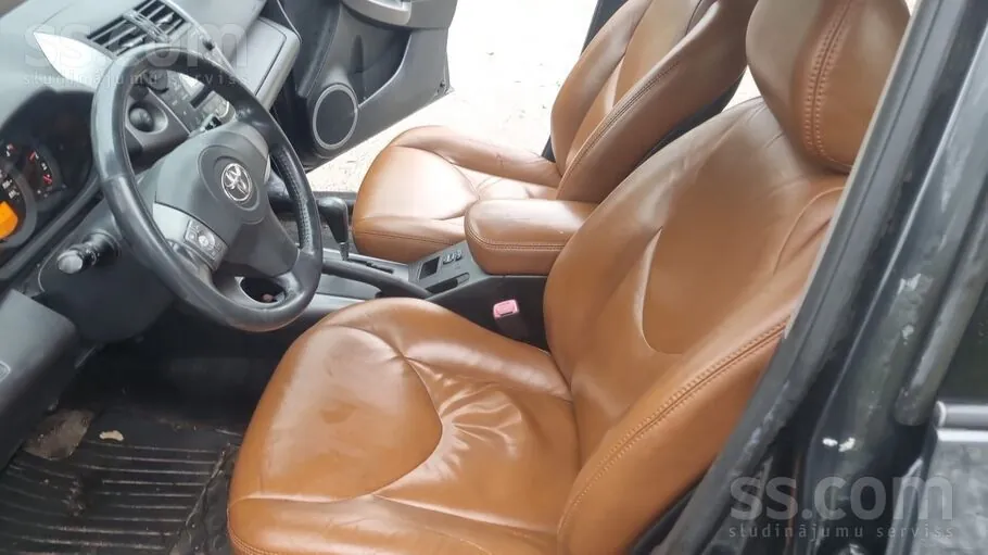 Toyota Rav4 2006 photo 4