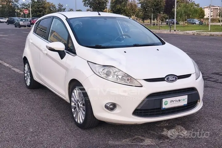 Ford Fiesta 2009 photo 3