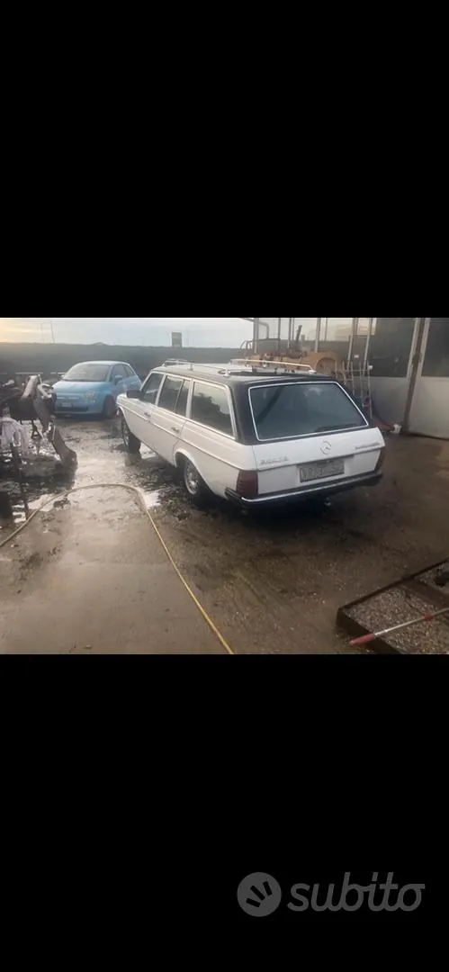Mercedes-Benz W 123 300 Td 1983 photo 2