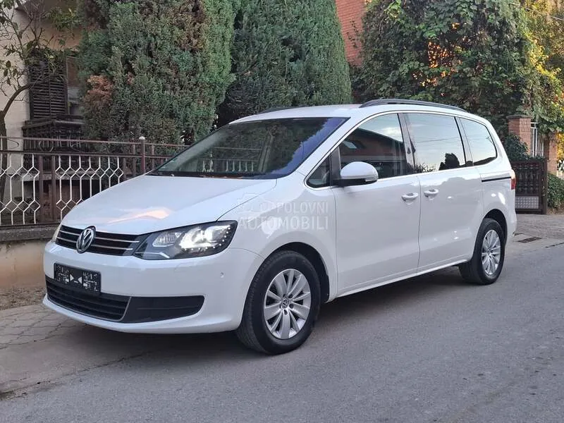 Volkswagen Sharan 2011 photo 2