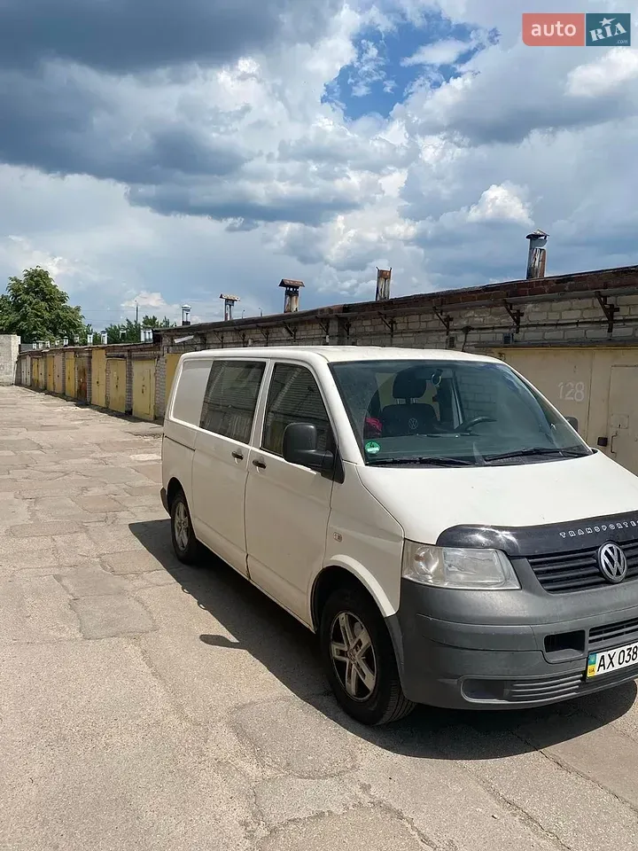 Volkswagen Transporter 2008 photo 2