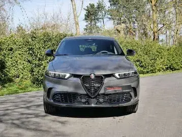 Alfa Romeo Tonale 2025 photo 2