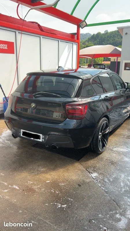 BMW 1 Series 2012 photo 2