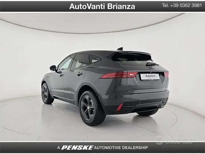 Jaguar E-Pace 2023 photo 3