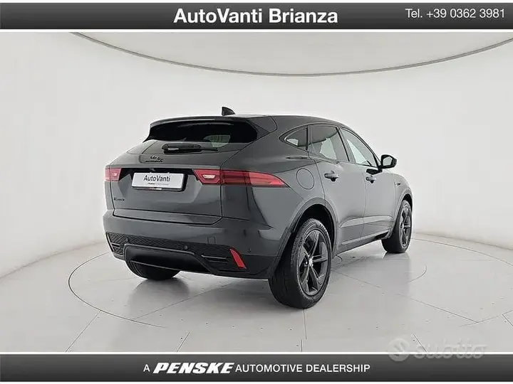 Jaguar E-Pace 2023 photo 5
