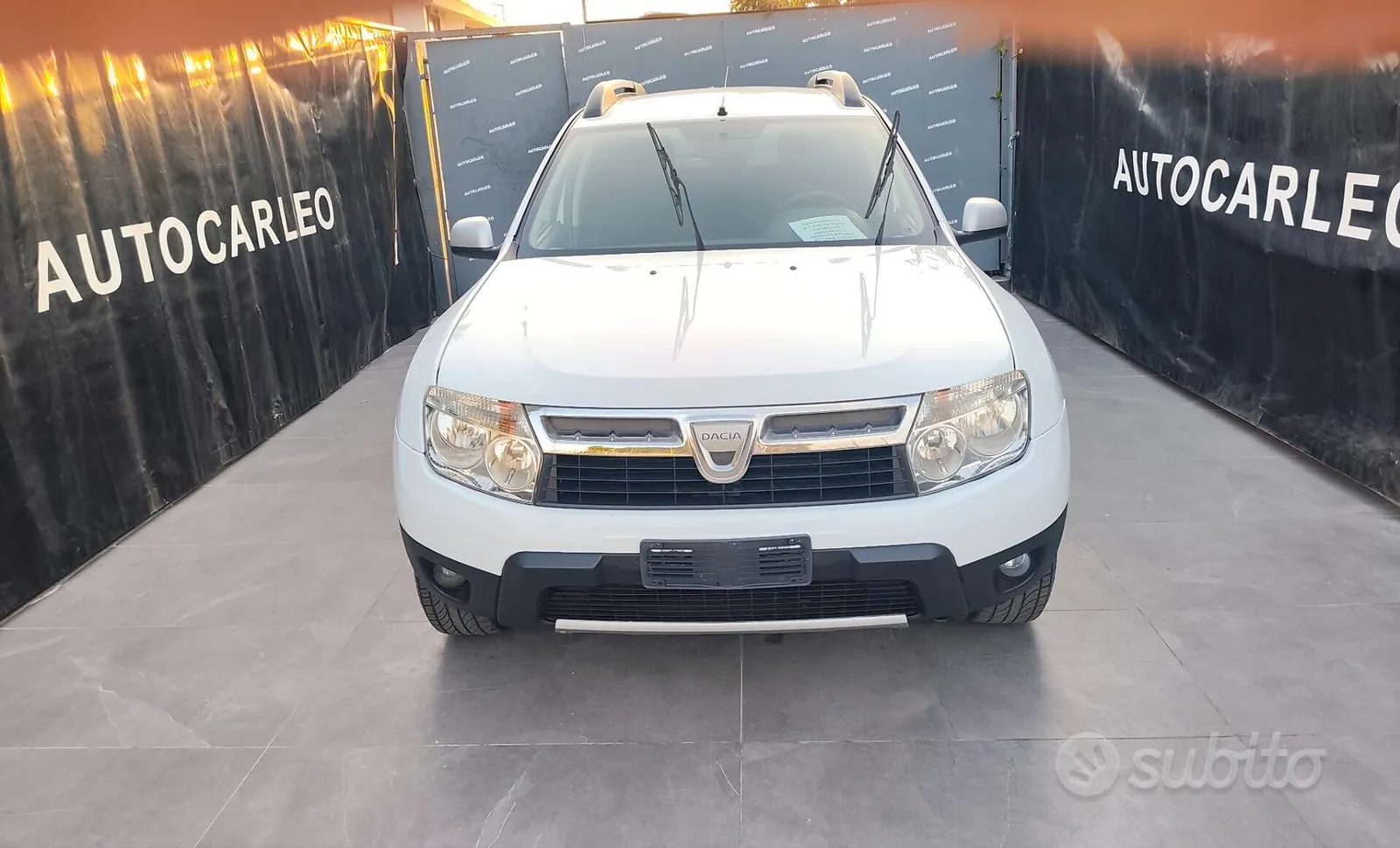 Dacia Duster 2011 photo 2
