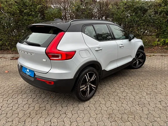 Volvo Xc40 2021 photo 4